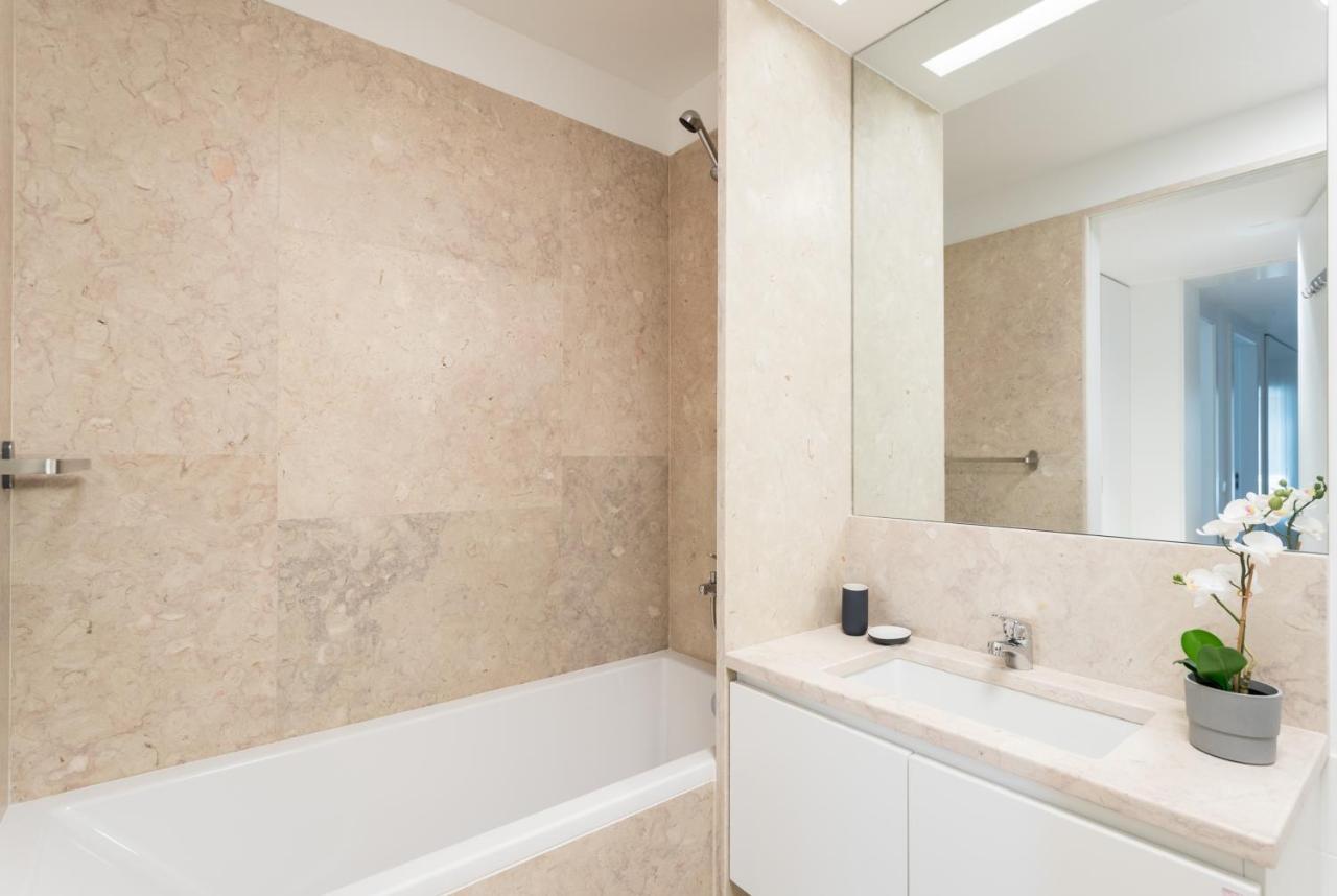 Flh Chiado Bright Apartment Lisboa Extérieur photo